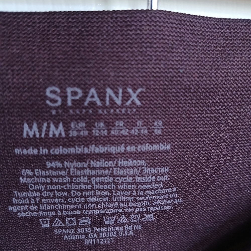 SPANX MAROON LEGGINGS WITH ZIPPER ANKLE DETAIL Size M Athleisure Gym Workout - Picture 3 of 6